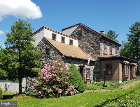 1445 FARMINGTON AVENUE POTTSTOWN PA 19464