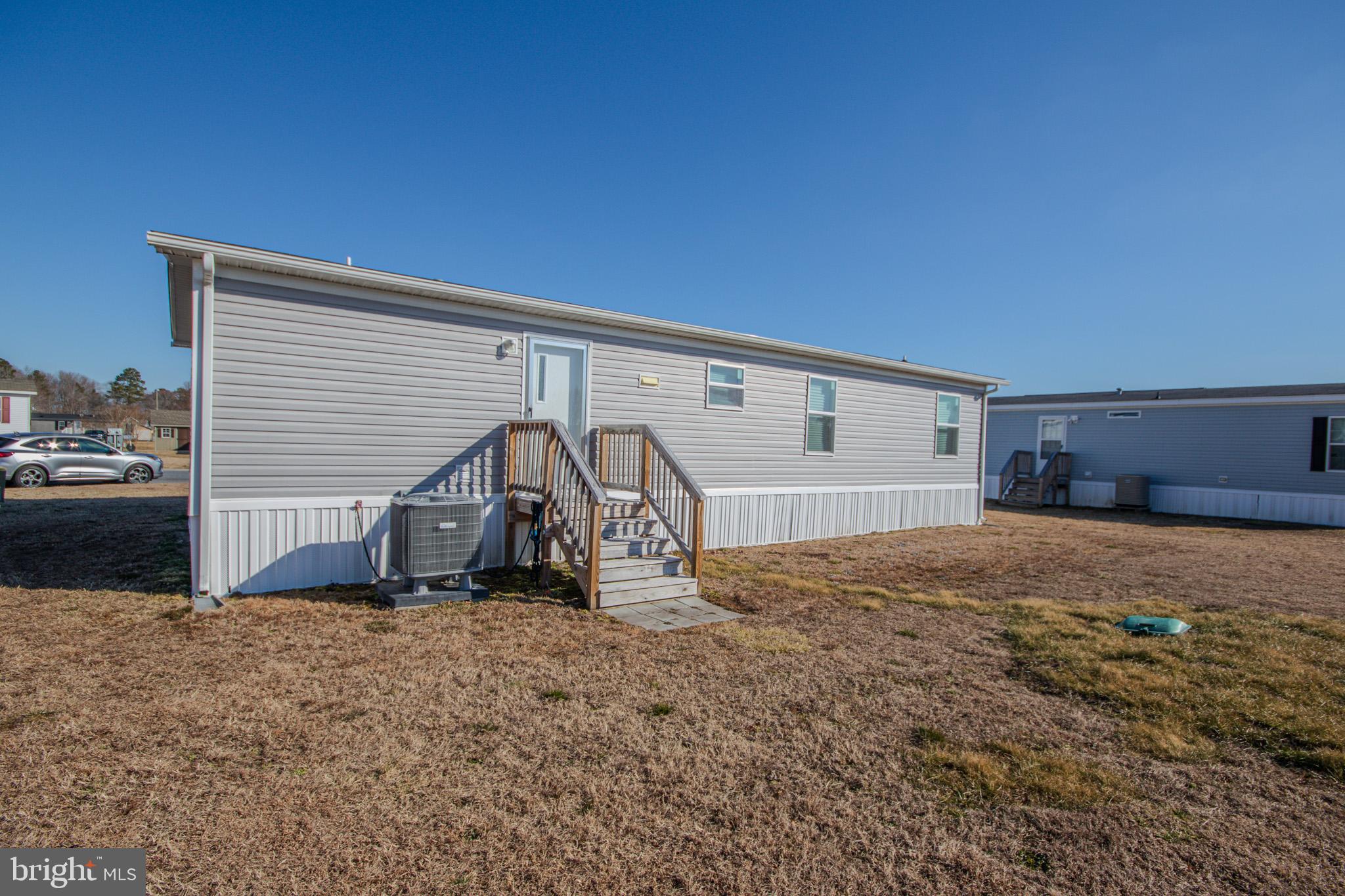 STRAWBERRY VILLAGE - Residential