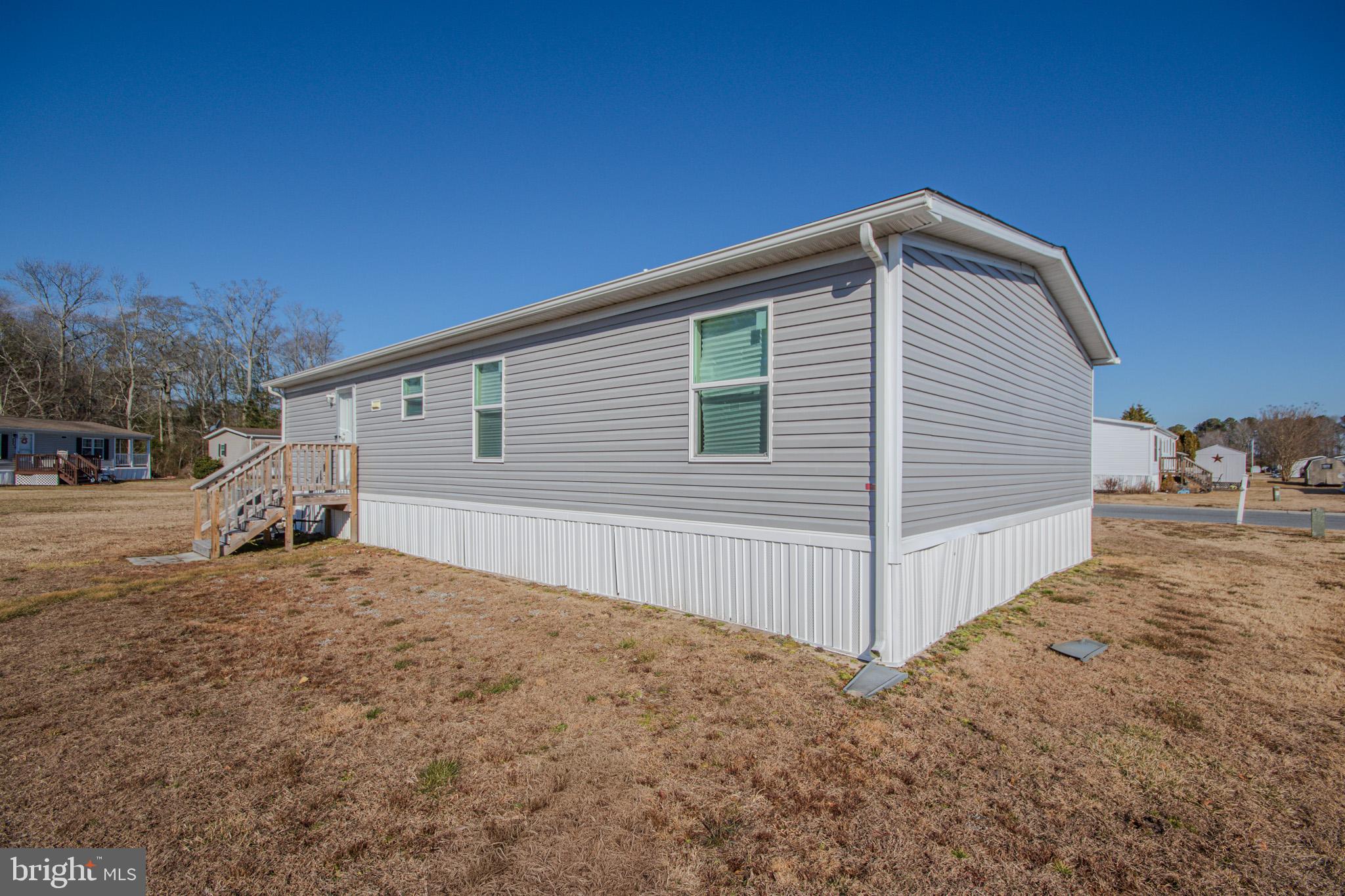 STRAWBERRY VILLAGE - Residential