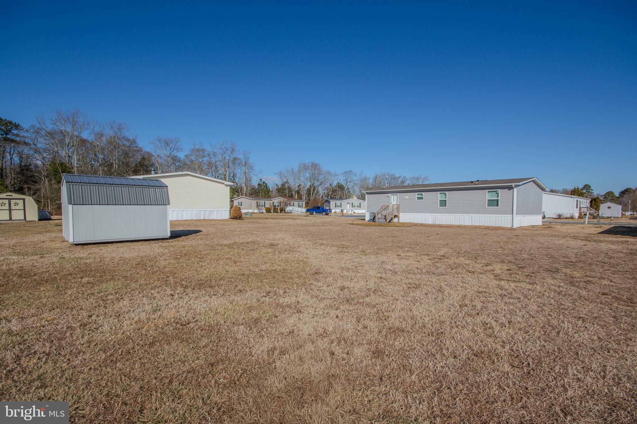 STRAWBERRY VILLAGE - Residential