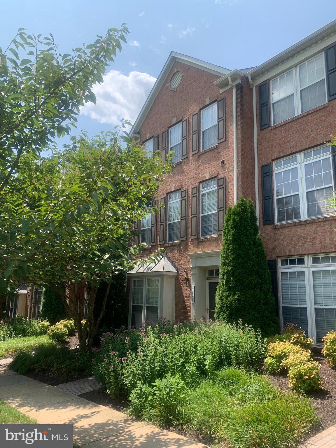 HONEYGO VILLAGE - Residential Lease