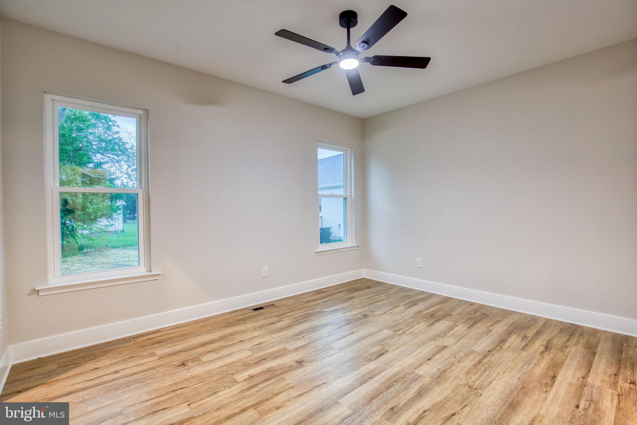 STRATFORD HARBOUR - Residential