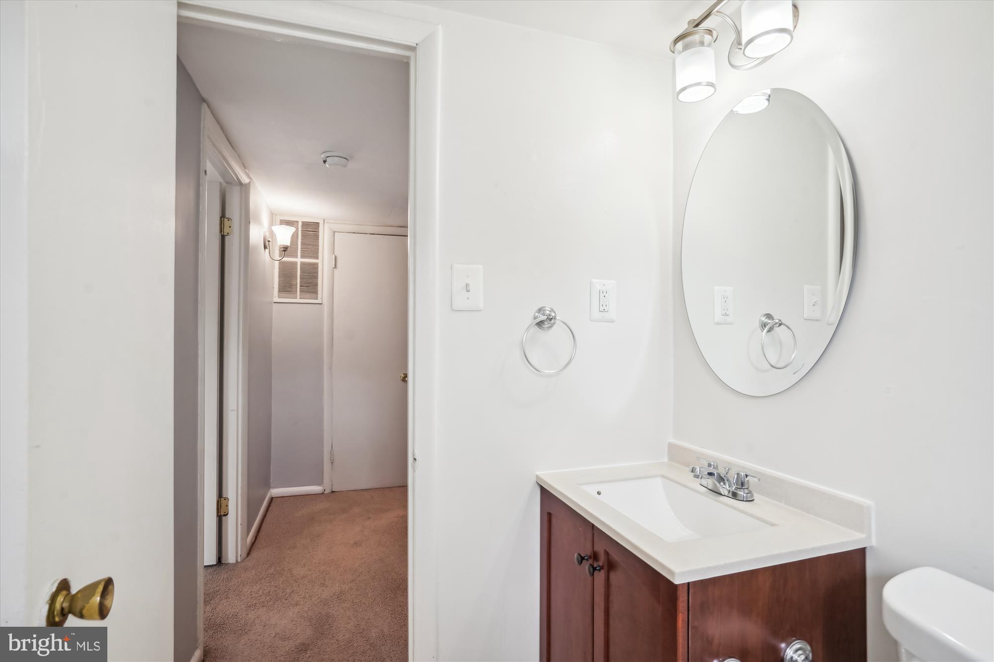 FOXCROFT COLONY CONDOS - Residential Lease