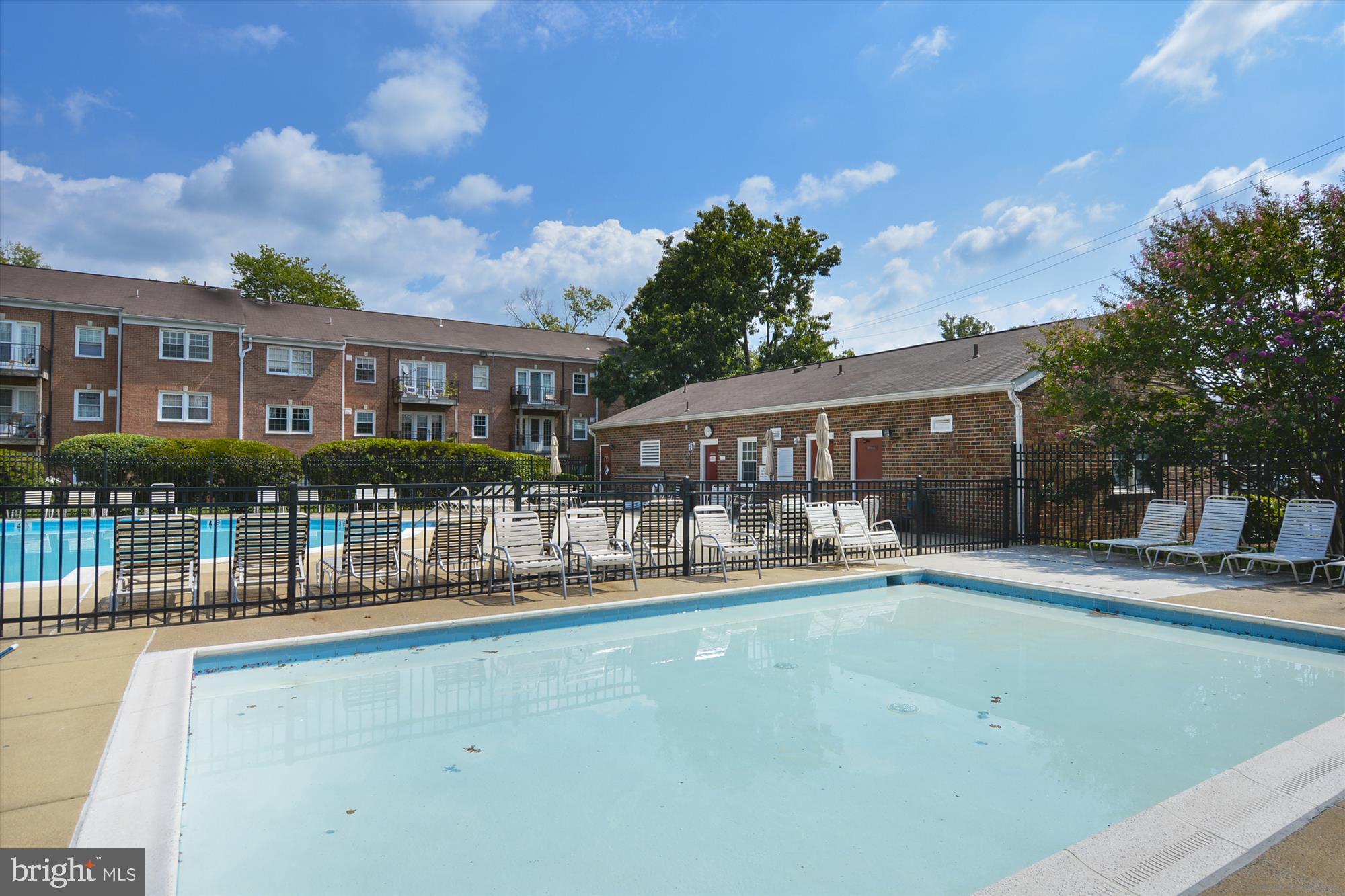FOXCROFT COLONY CONDOS - Residential Lease