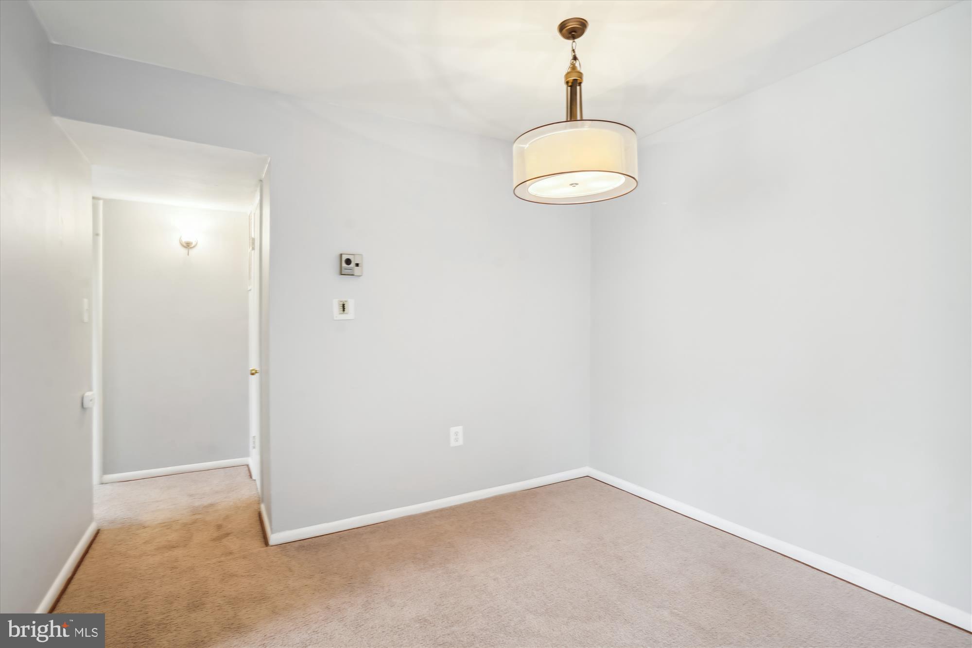 FOXCROFT COLONY CONDOS - Residential Lease