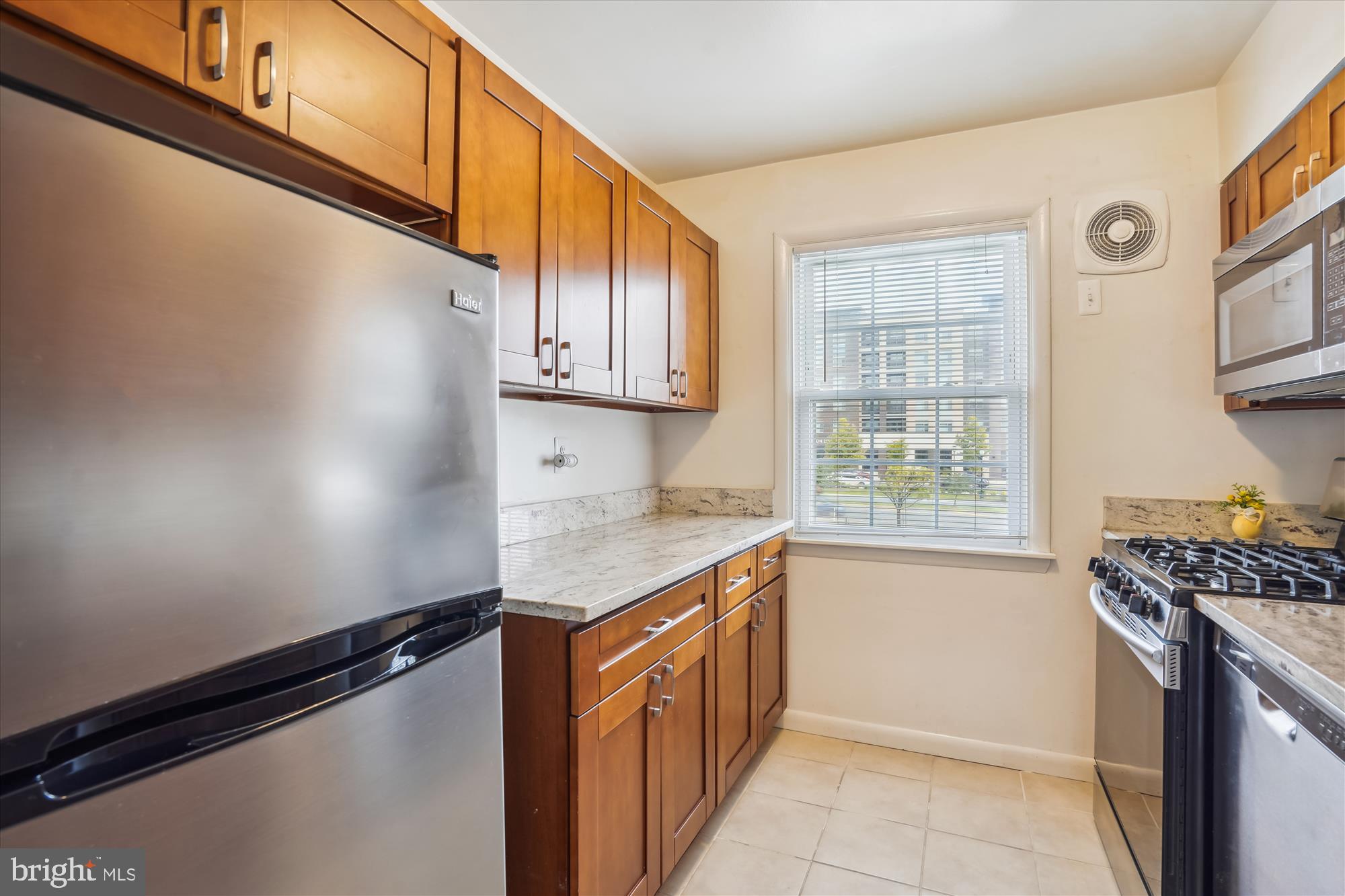 FOXCROFT COLONY CONDOS - Residential Lease