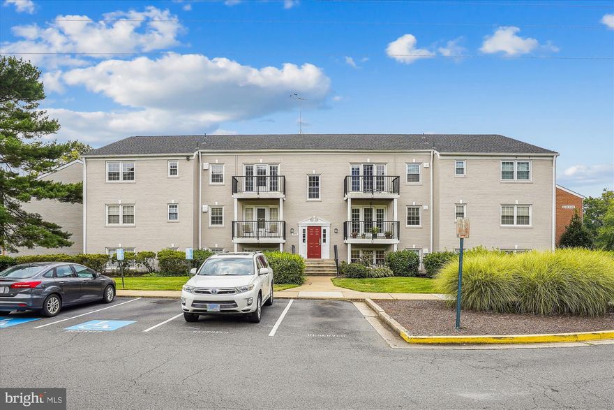 All Utilities Included! Spacious 1 bedroom 1 bathroom condo located on the 3rd floor with a private balcony and city views in the heart of Fairfax City. This bright and airy unit offers generous living space and unbeatable convenience—walk to shops, restaurants, and public transit. Community features include a swimming pool, tennis and basketball courts, tot lot/playground, and common laundry in the building. Only cats considered. Must See!