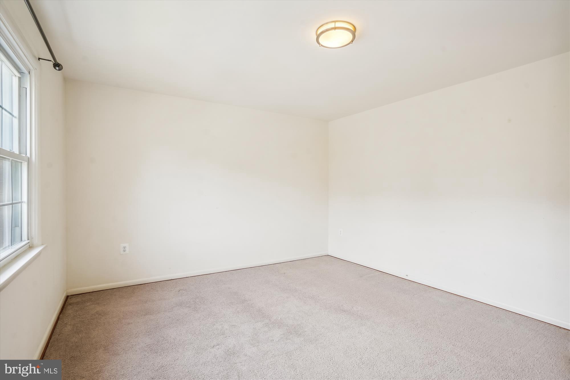 FOXCROFT COLONY CONDOS - Residential Lease