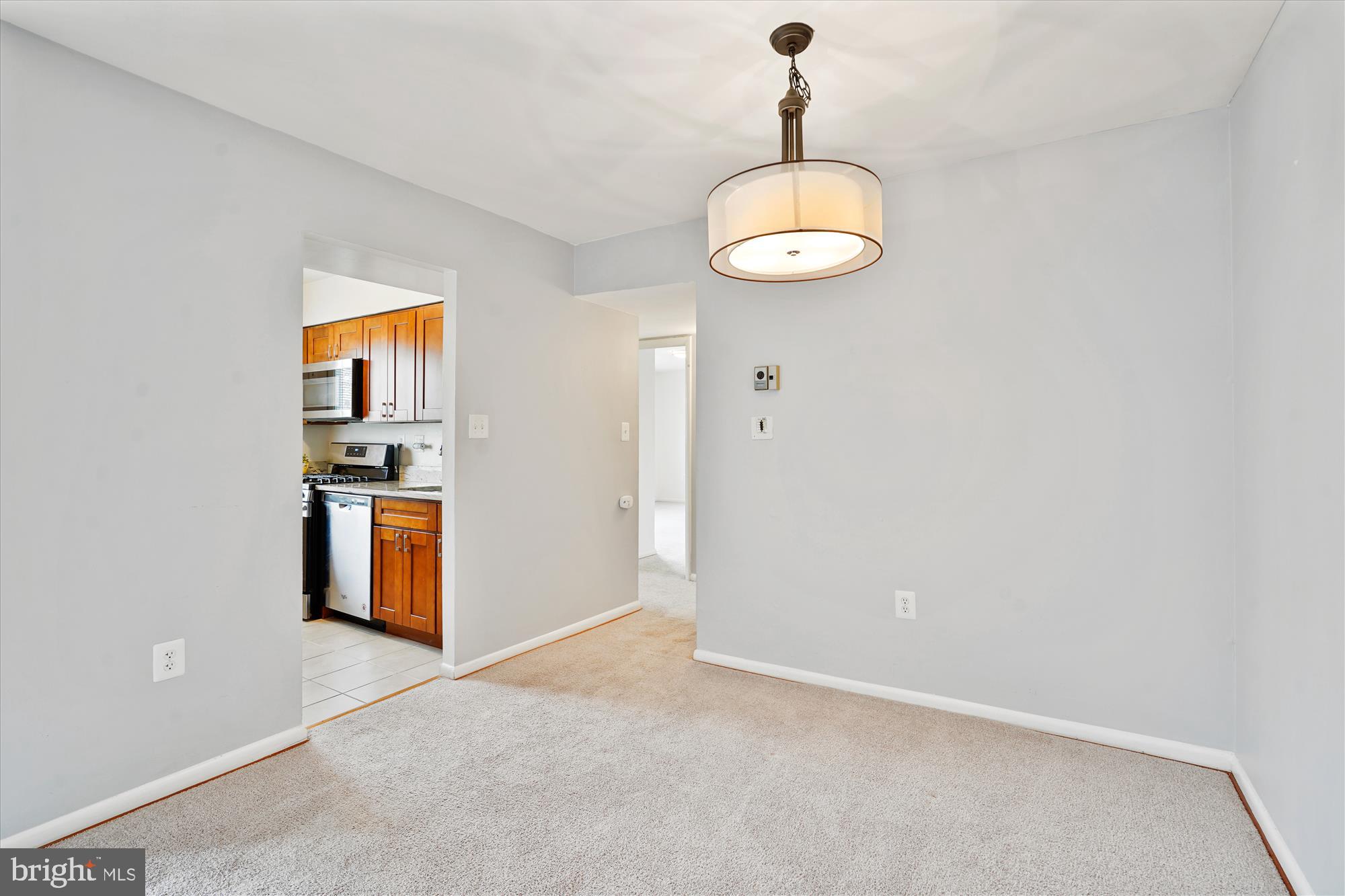 FOXCROFT COLONY CONDOS - Residential Lease