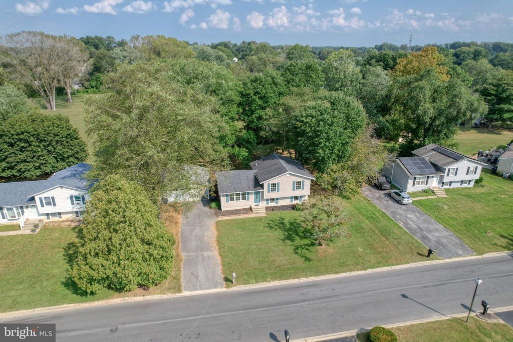 Photo of 44 W Inner Circle, DOVER, DE 19904 (MLS # DEKT2040814)