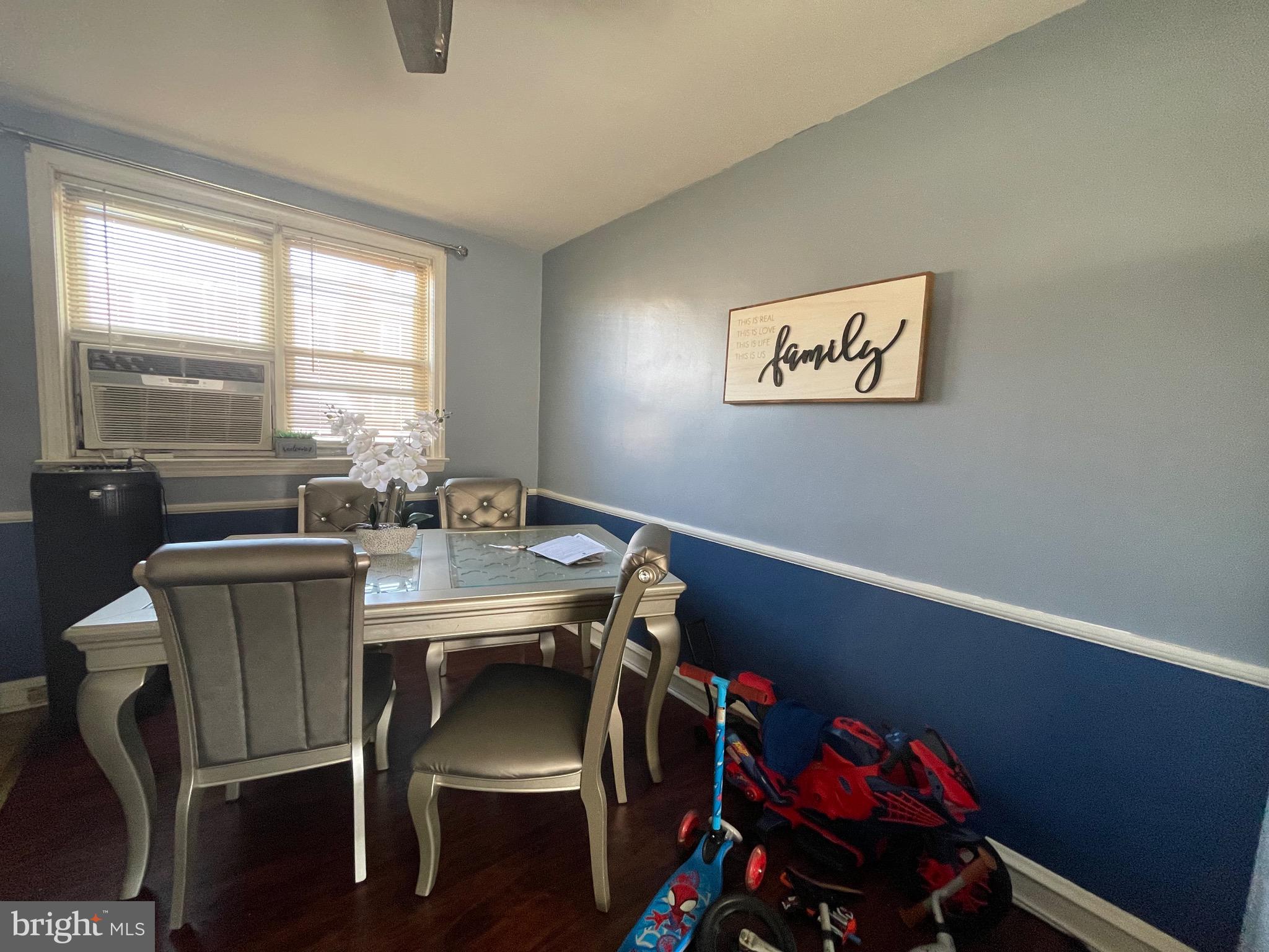 MAYFAIR - Residential