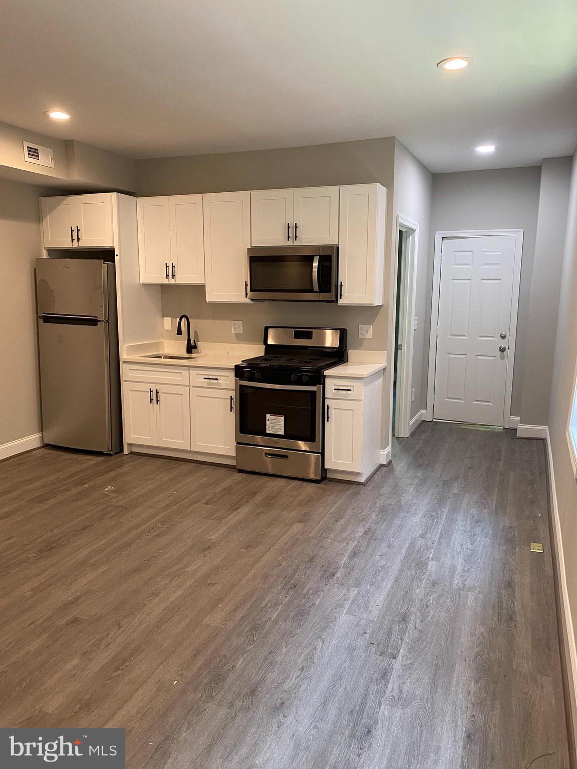 WOODBERRY - Residential Lease