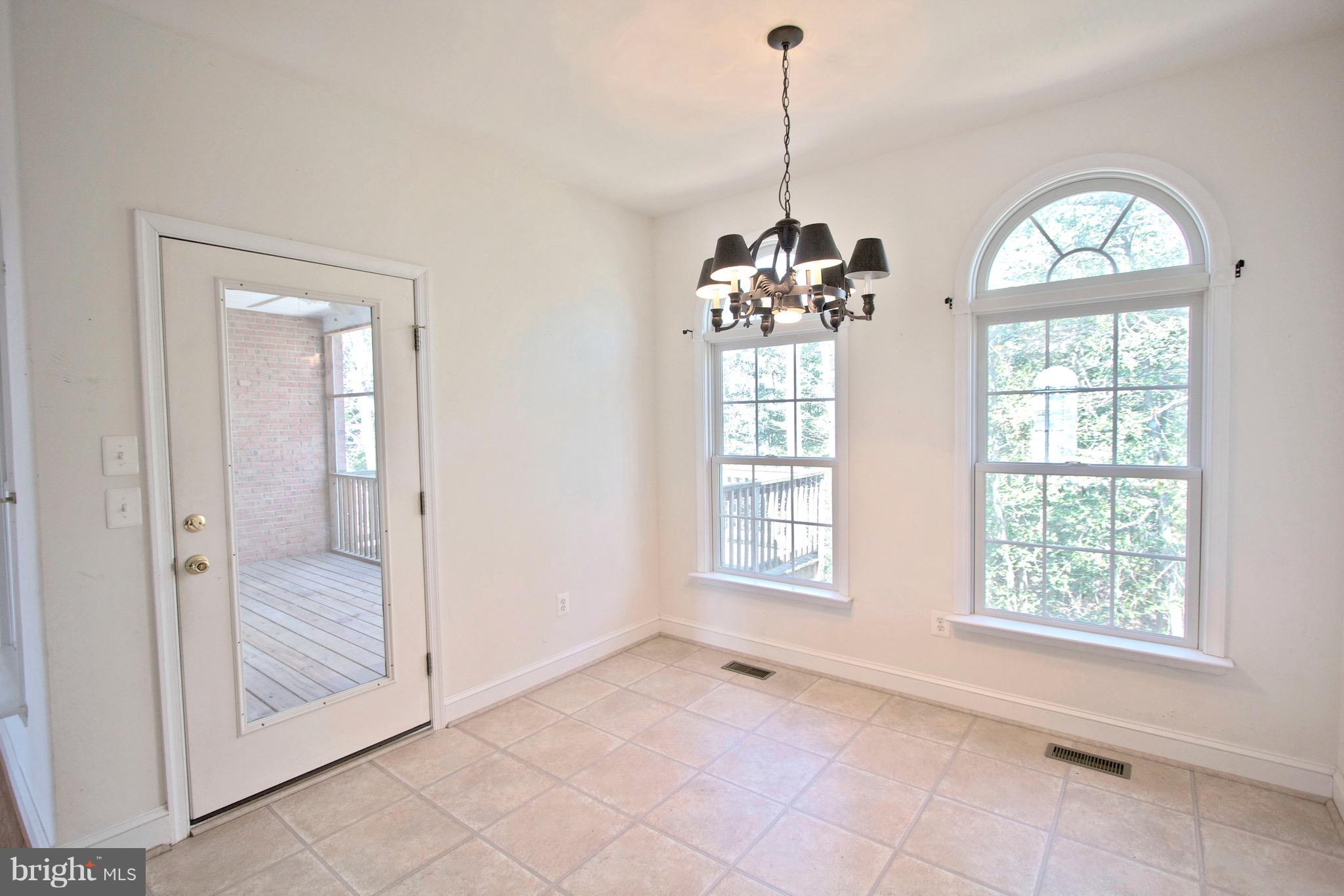 ESTATES AT SINGLETREE - Residential