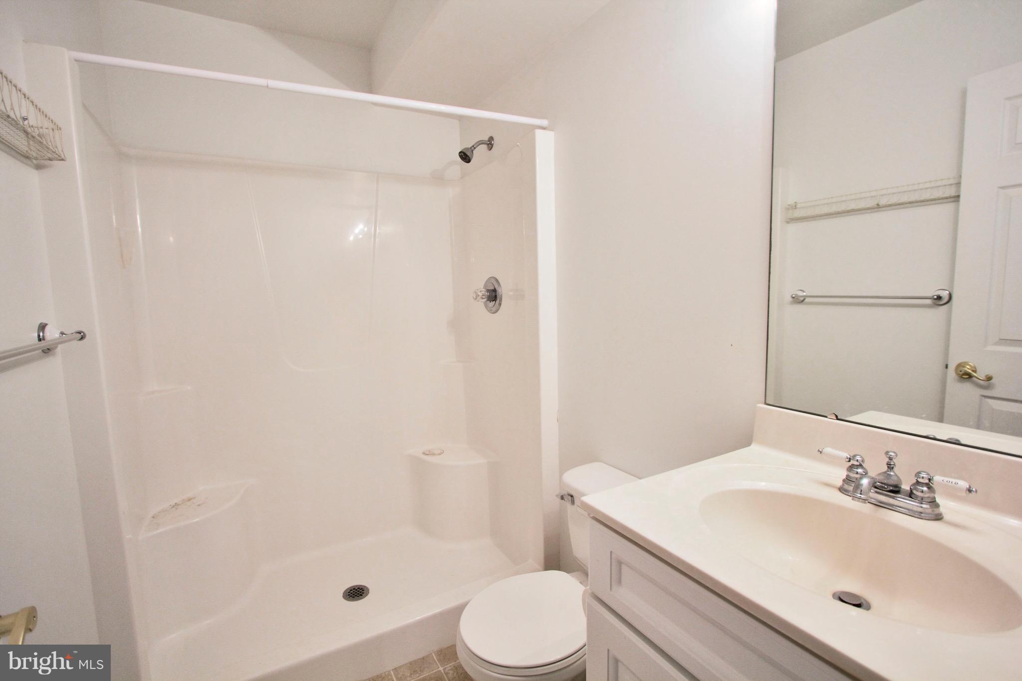 ESTATES AT SINGLETREE - Residential