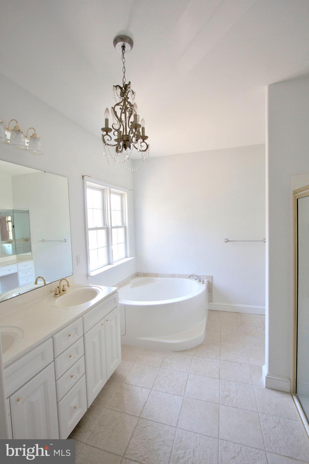 ESTATES AT SINGLETREE - Residential