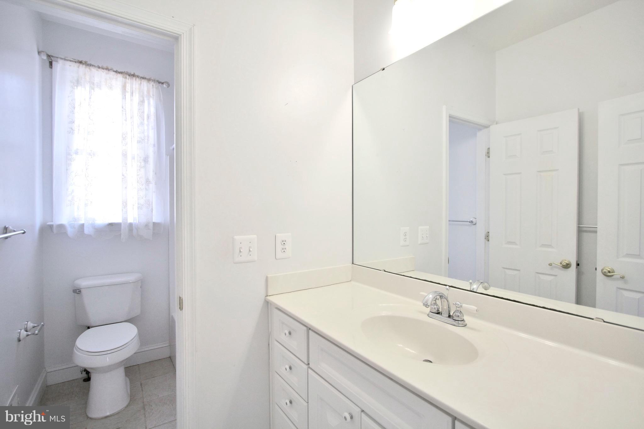 ESTATES AT SINGLETREE - Residential