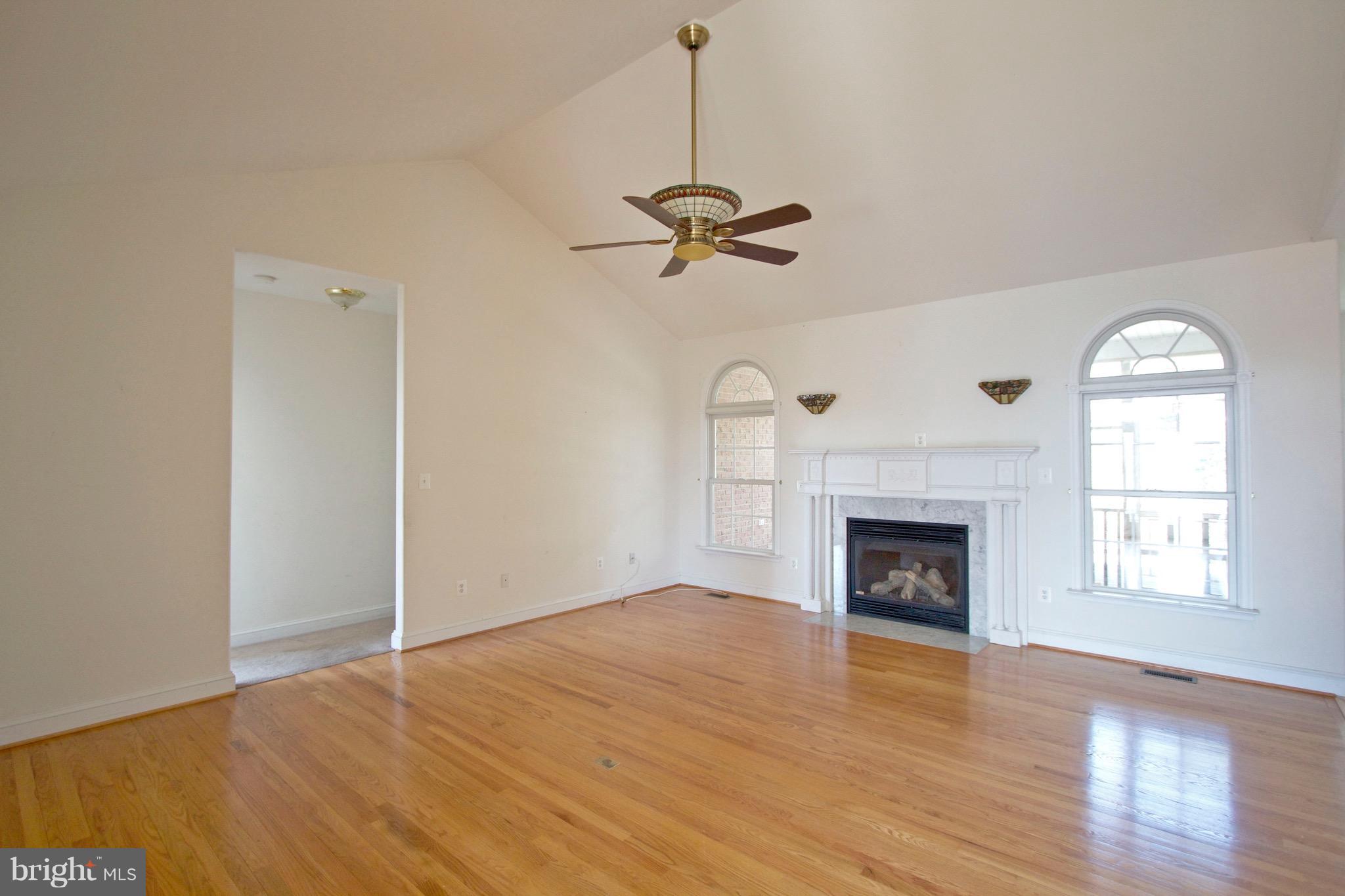 ESTATES AT SINGLETREE - Residential