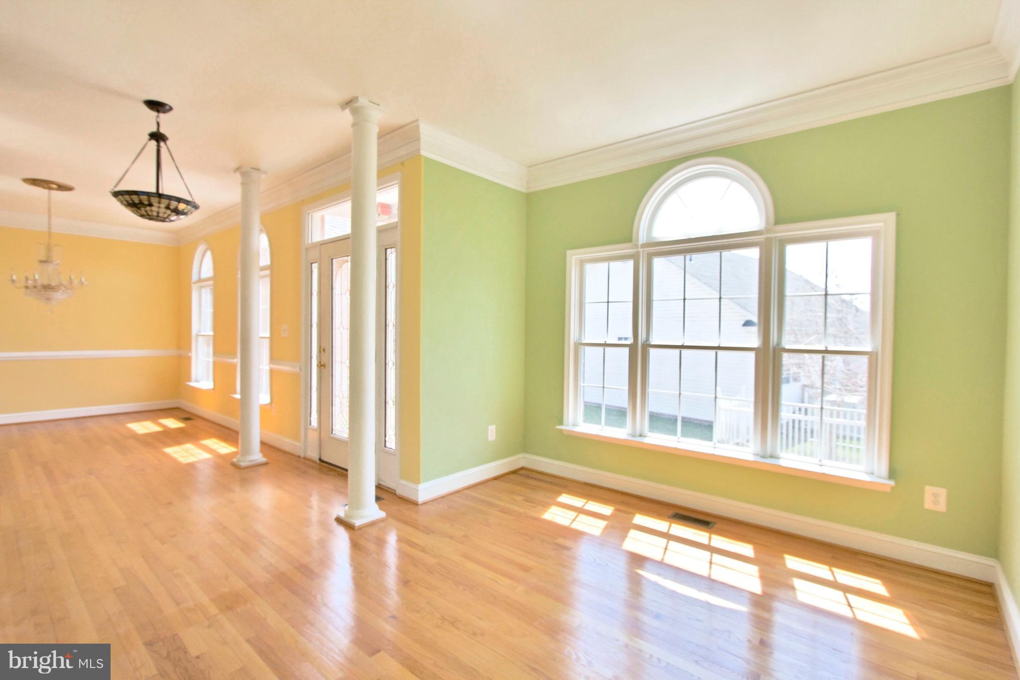 ESTATES AT SINGLETREE - Residential