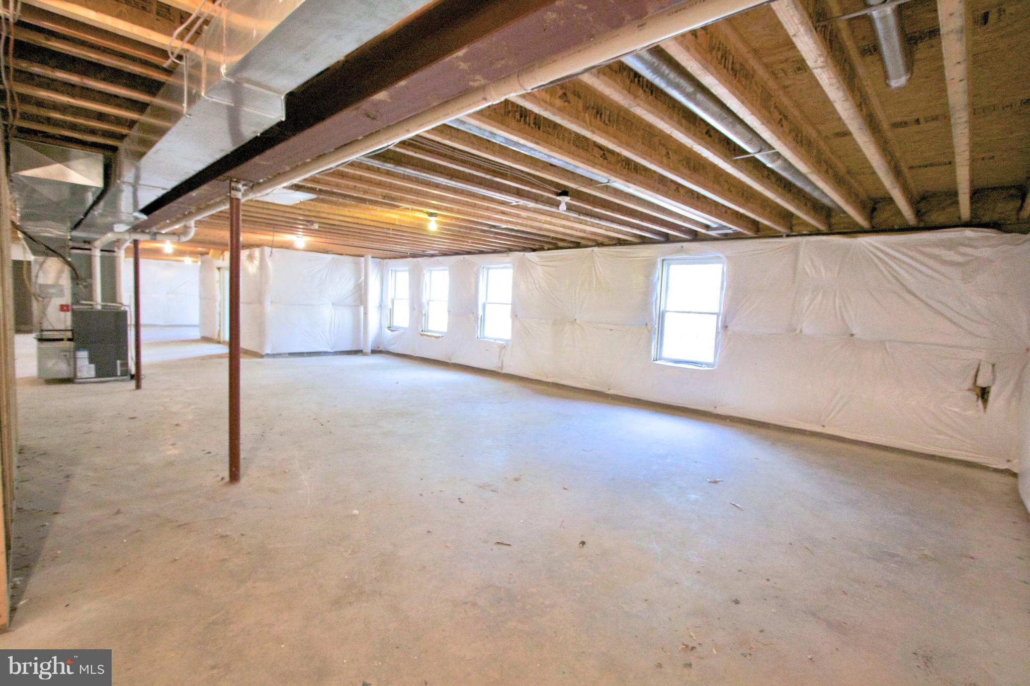 ESTATES AT SINGLETREE - Residential