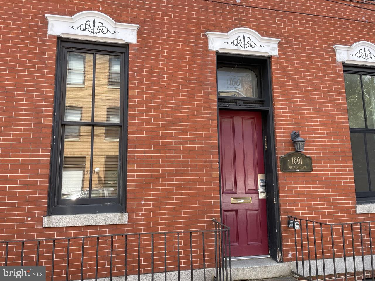 1601 SHAKESPEARE ST STREET 1R