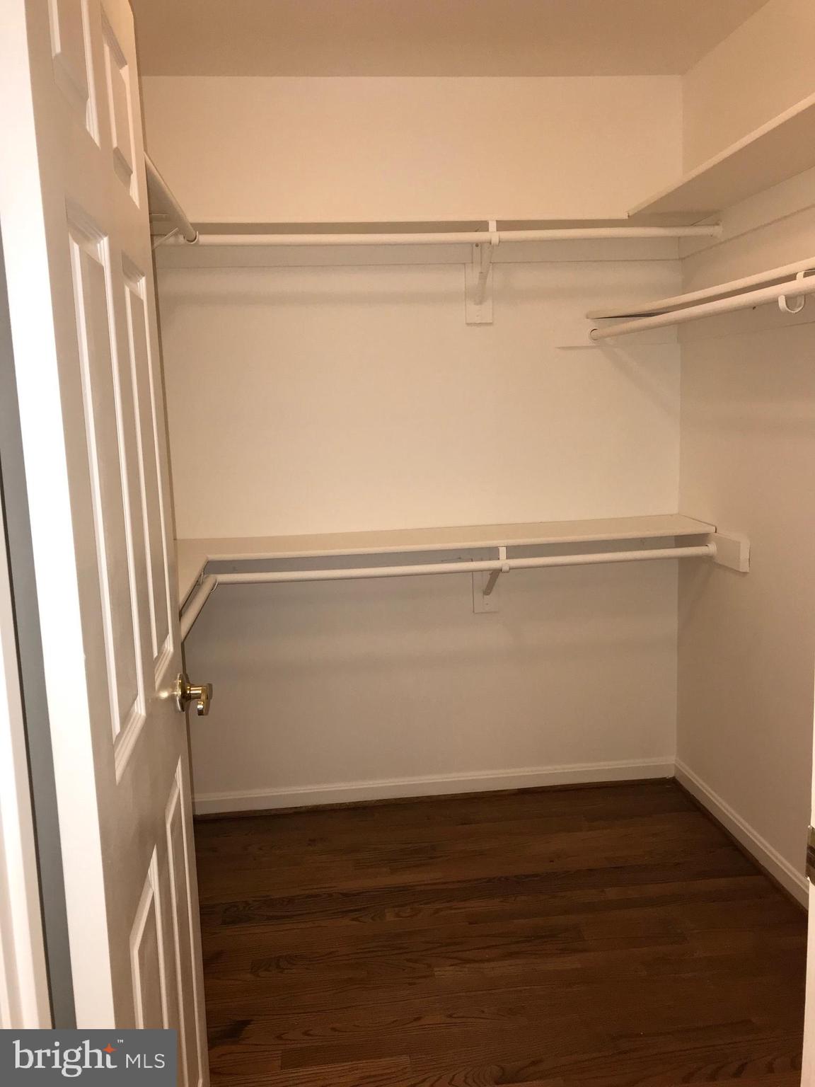 MT MIDDLETON ESTATES - Residential Lease