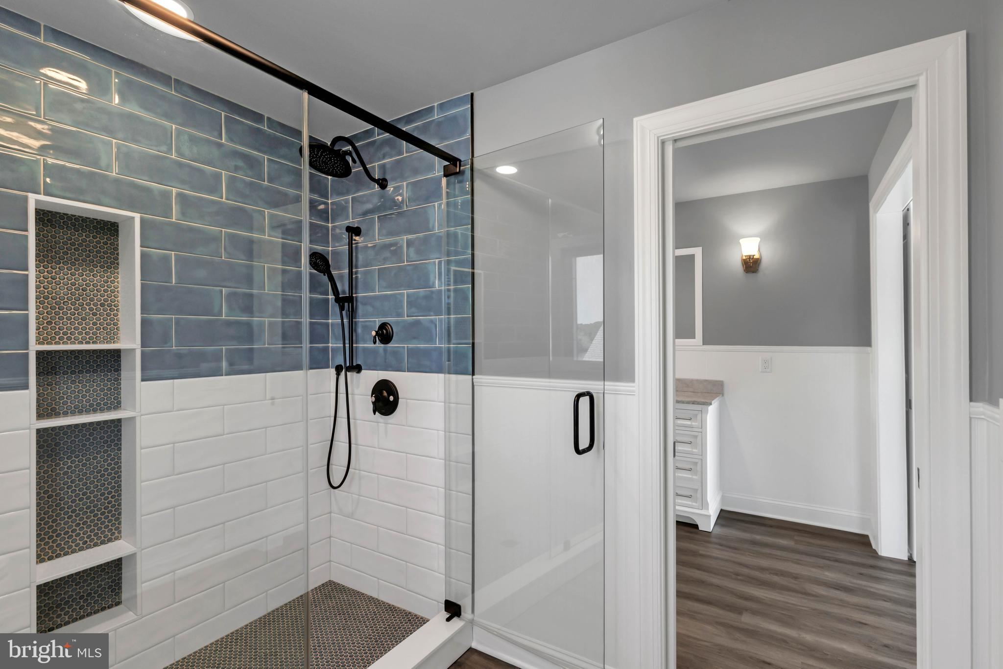 STRAY FOX - Residential