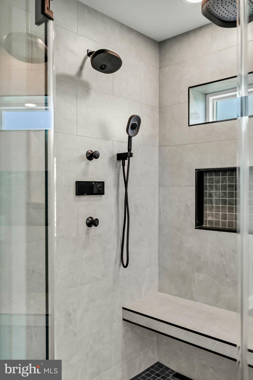 STRAY FOX - Residential