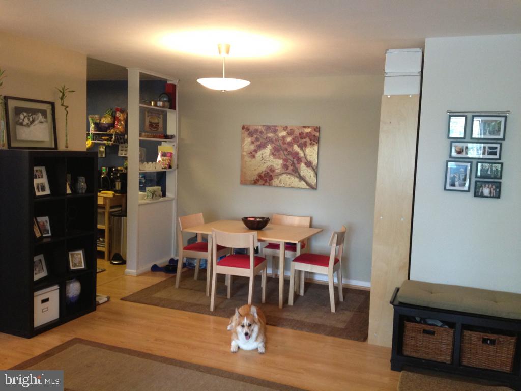 WHITEHALL - Residential