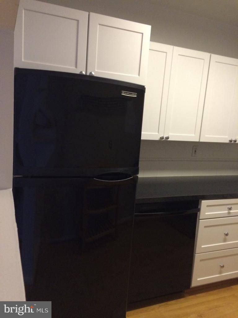 WHITEHALL - Residential