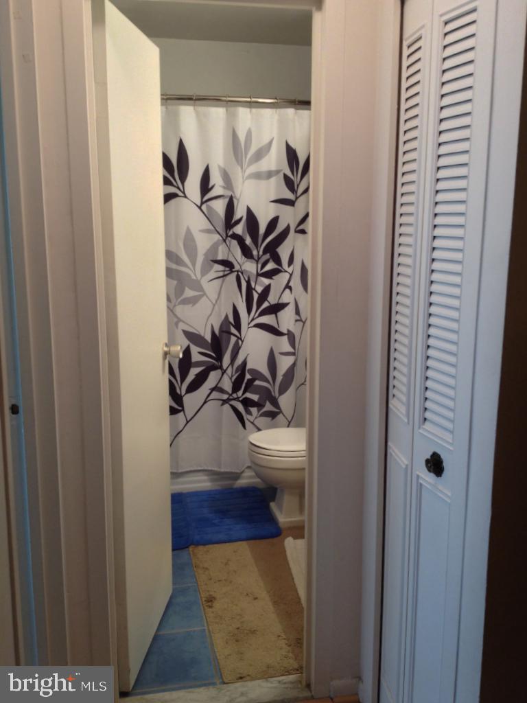 WHITEHALL - Residential