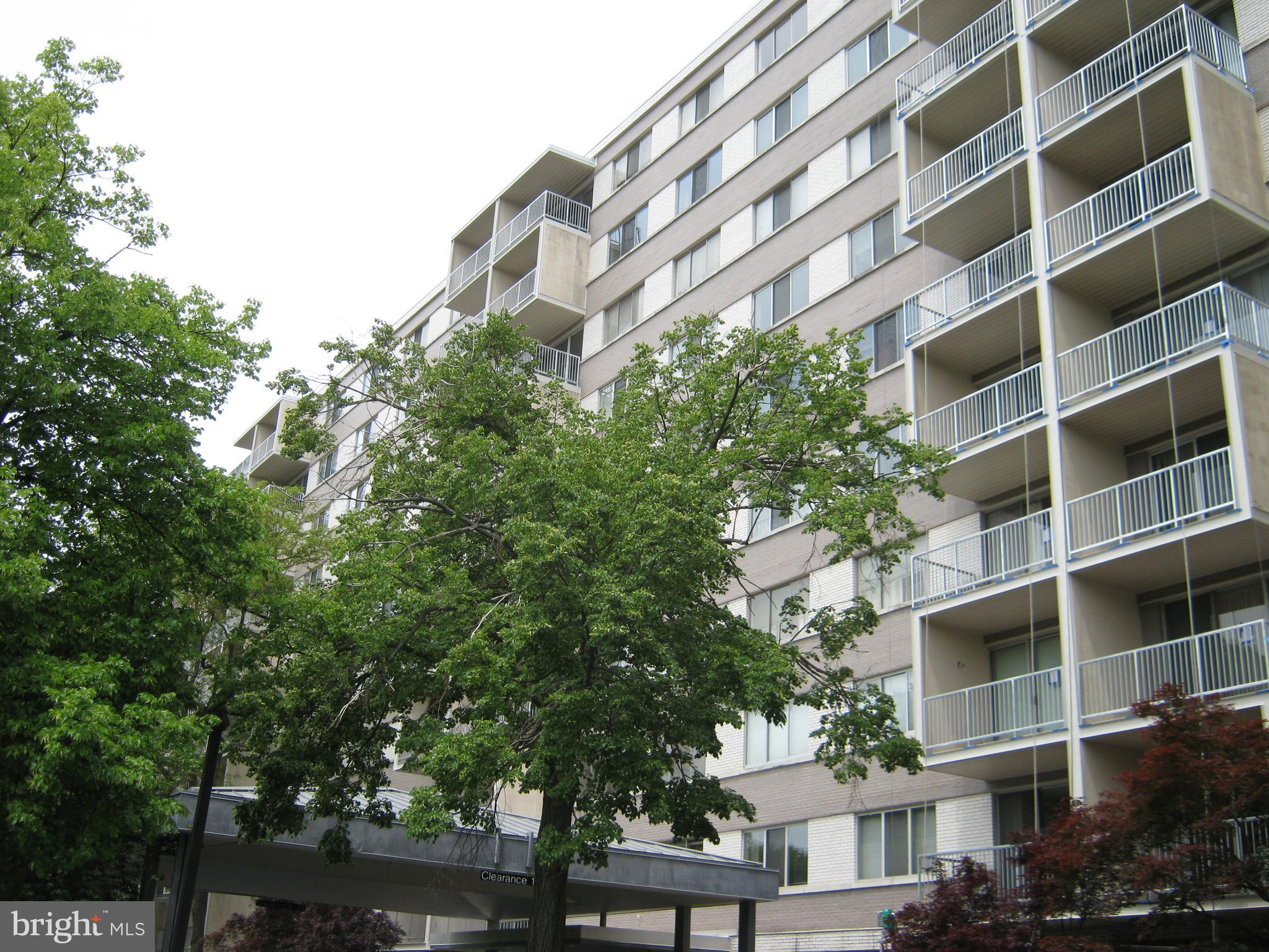 WHITEHALL - Residential