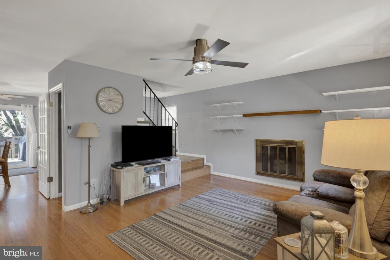 623 HOLLY DRIVE