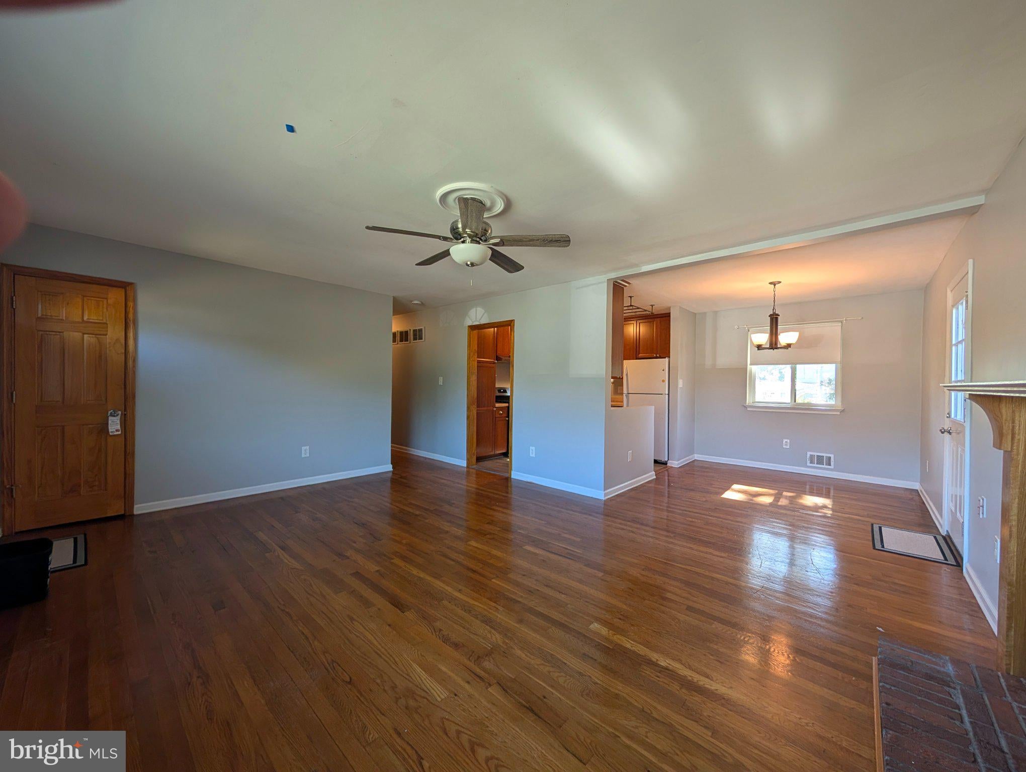 6020 TRAILSIDE DRIVE