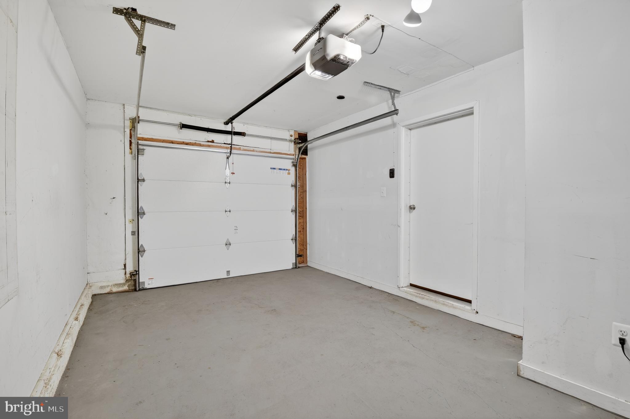 ROSSMOOR MUTUAL #10 - Residential