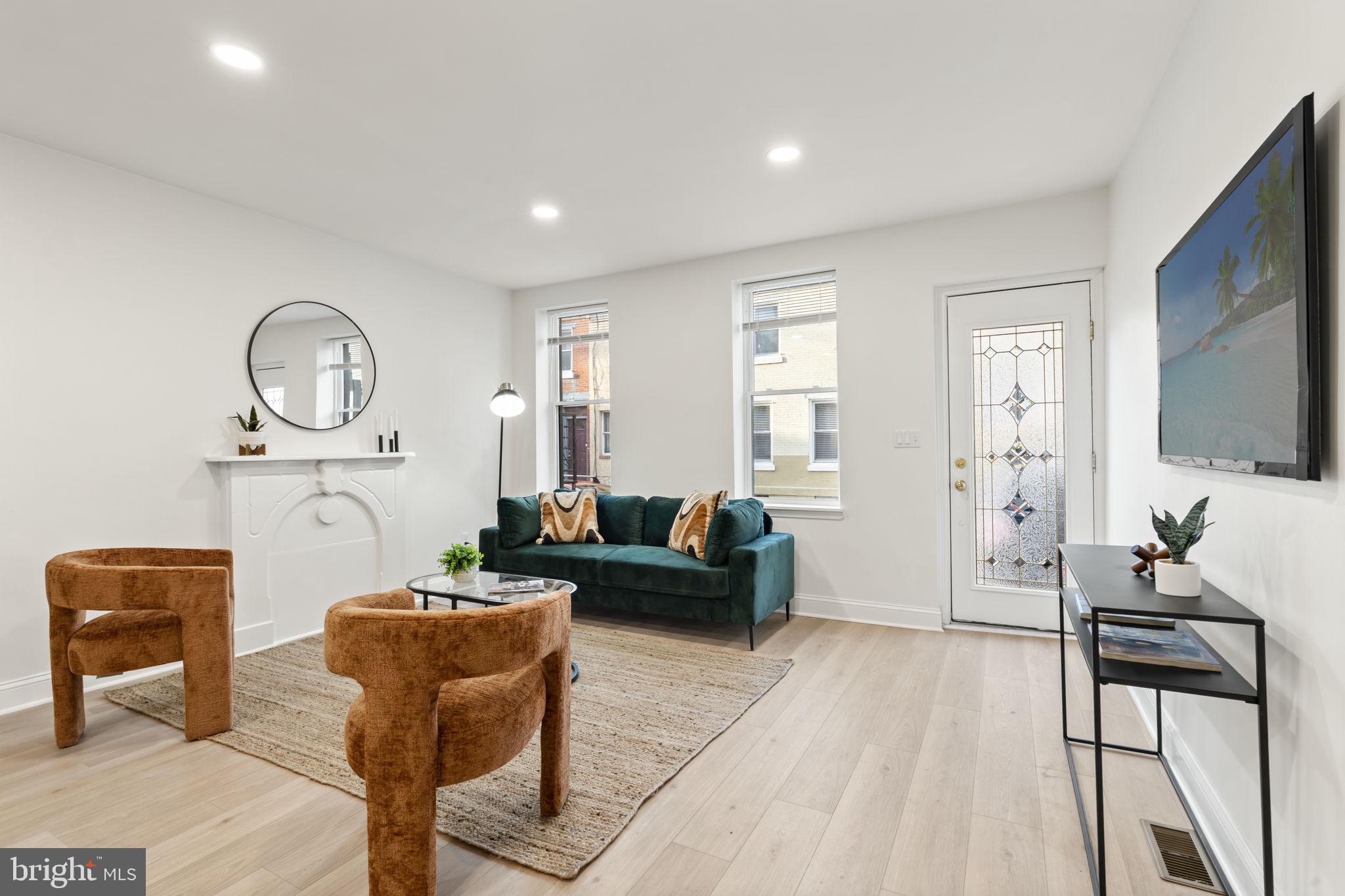 POINT BREEZE - Residential