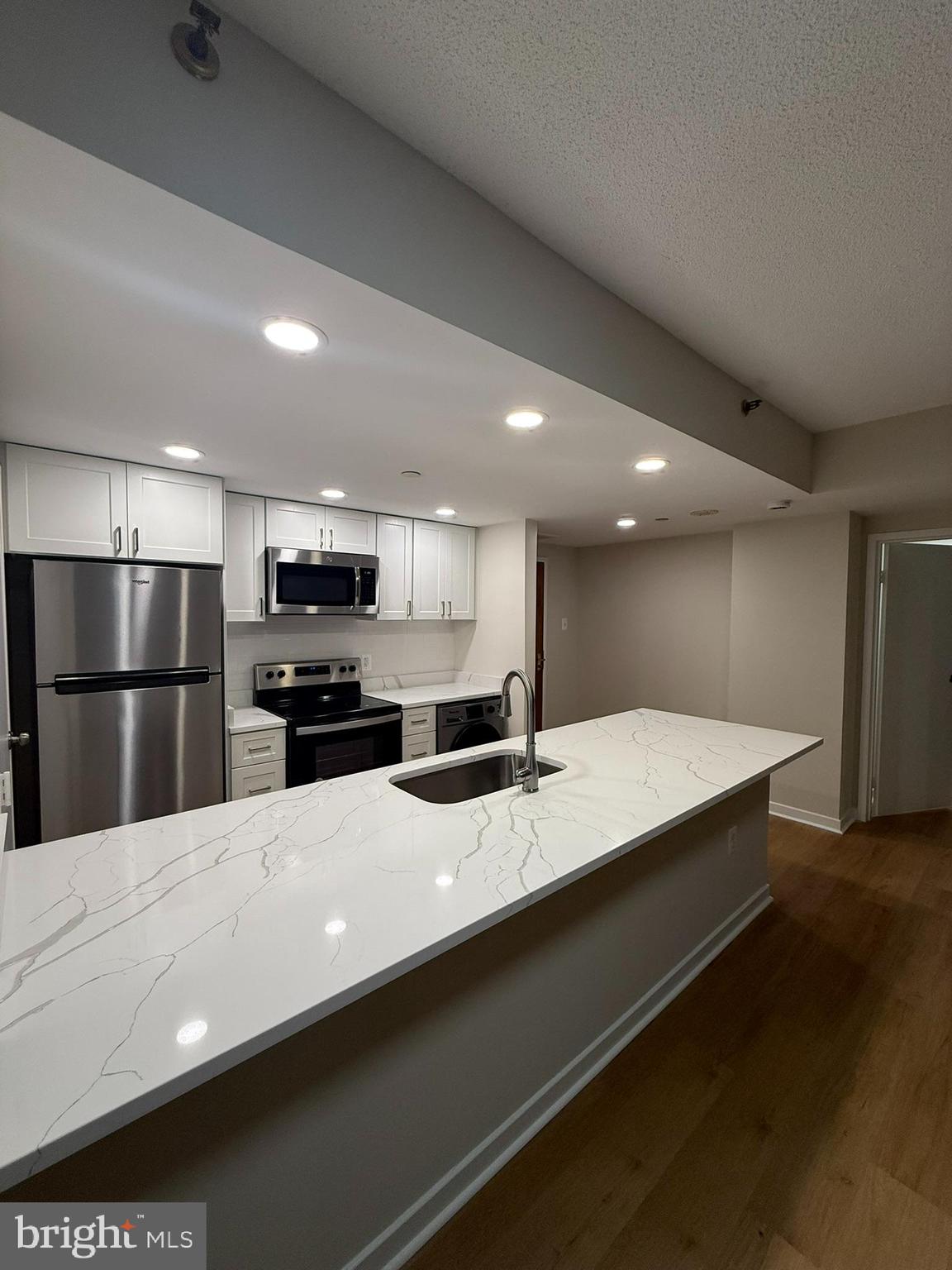 ATRIUM CONDO - Residential Lease