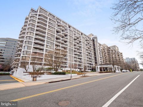 1530 KEY BOULEVARD 201 ARLINGTON VA 22209