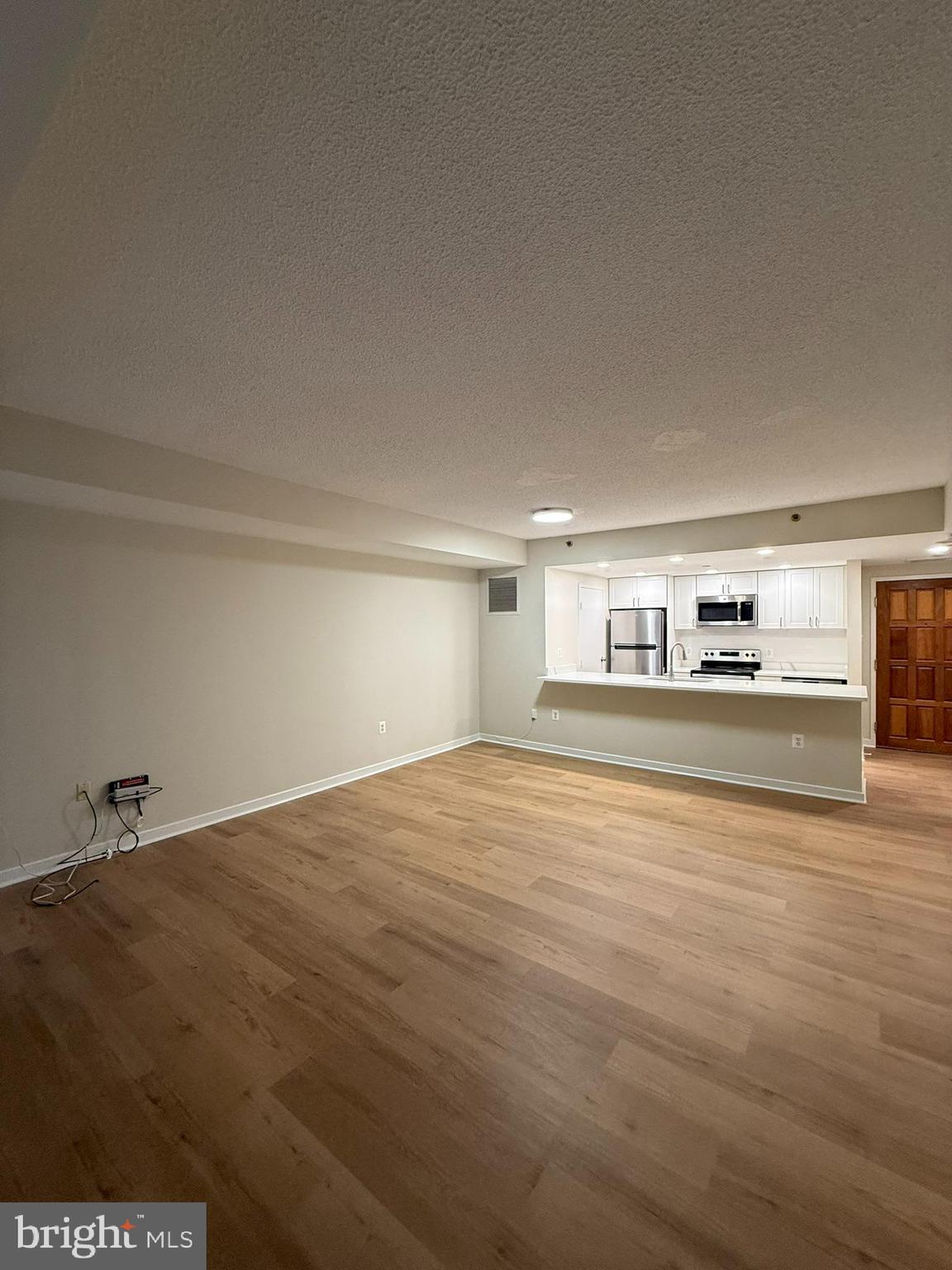 ATRIUM CONDO - Residential Lease