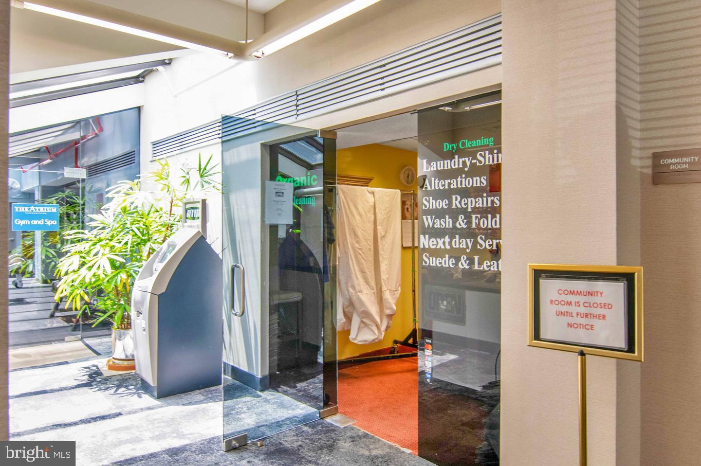 ATRIUM CONDO - Residential Lease