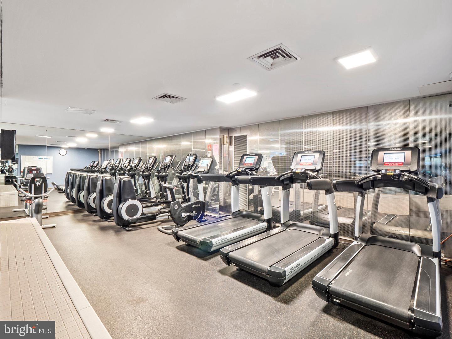 ATRIUM CONDO - Residential Lease