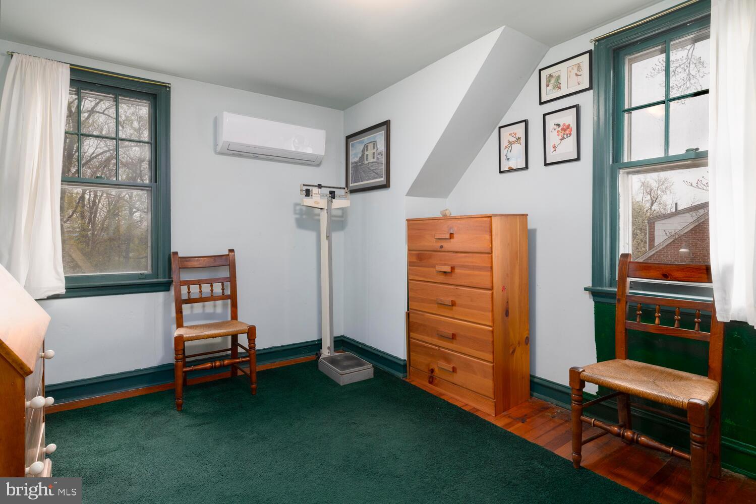 NORRITON EAST - Residential