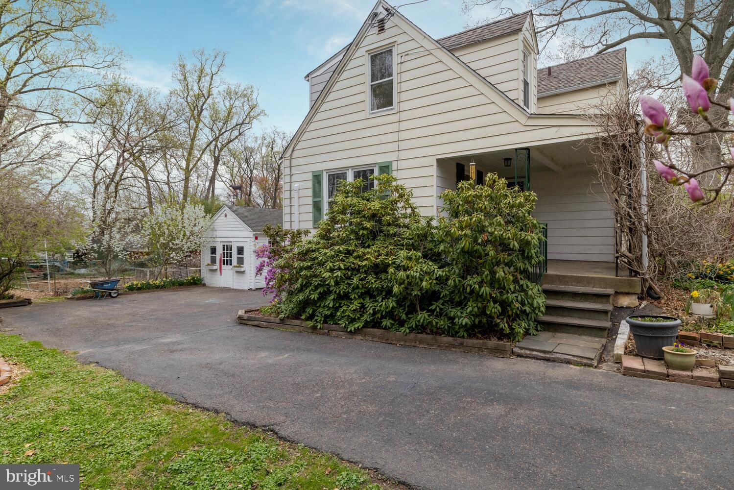 NORRITON EAST - Residential