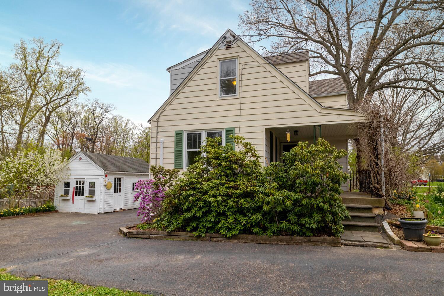 NORRITON EAST - Residential