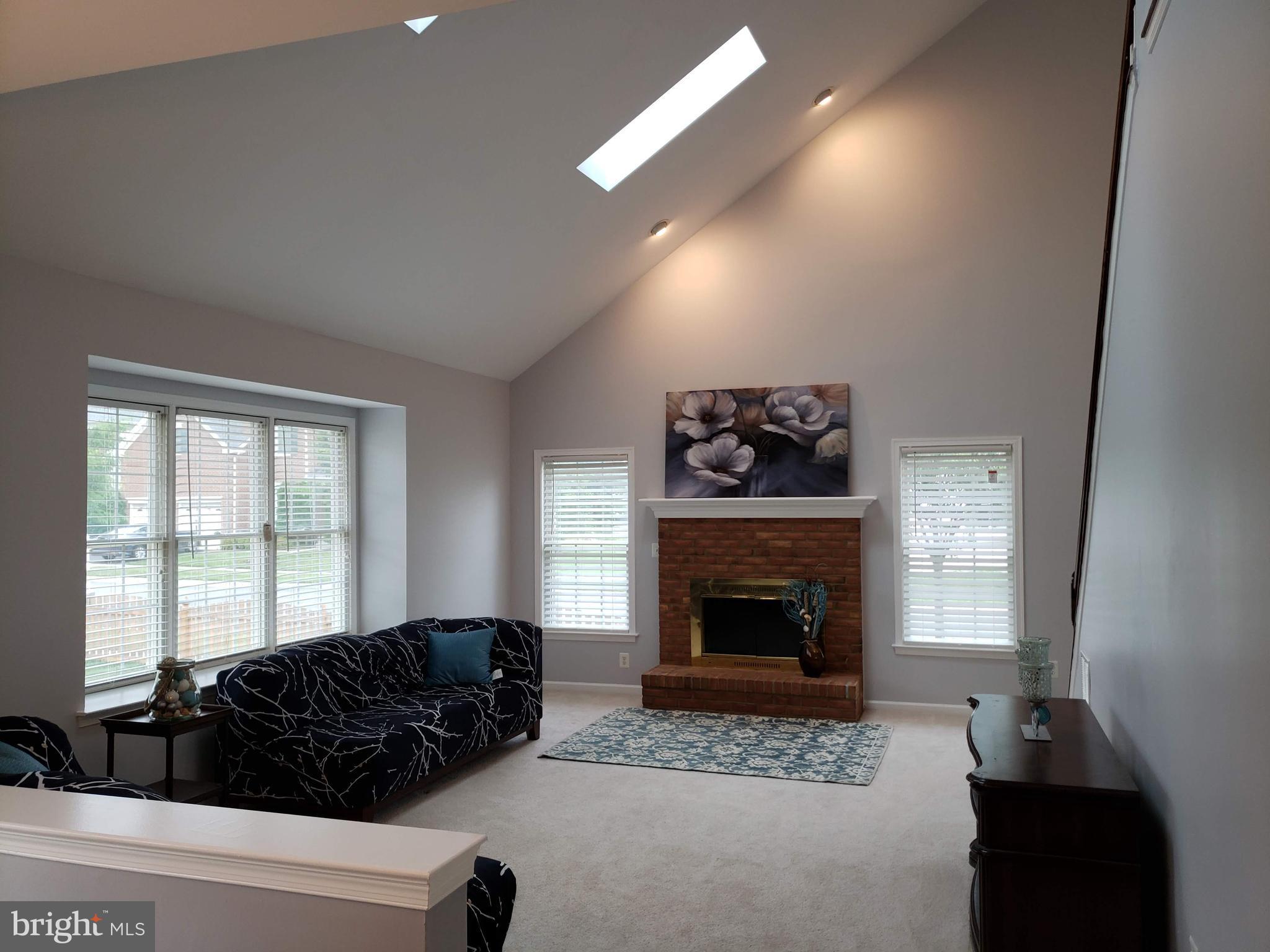 SOUTH RIDING - Residential