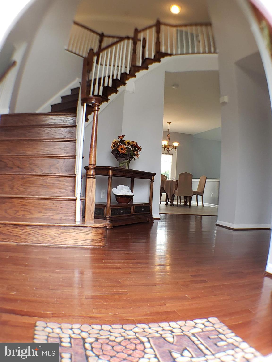 SOUTH RIDING - Residential