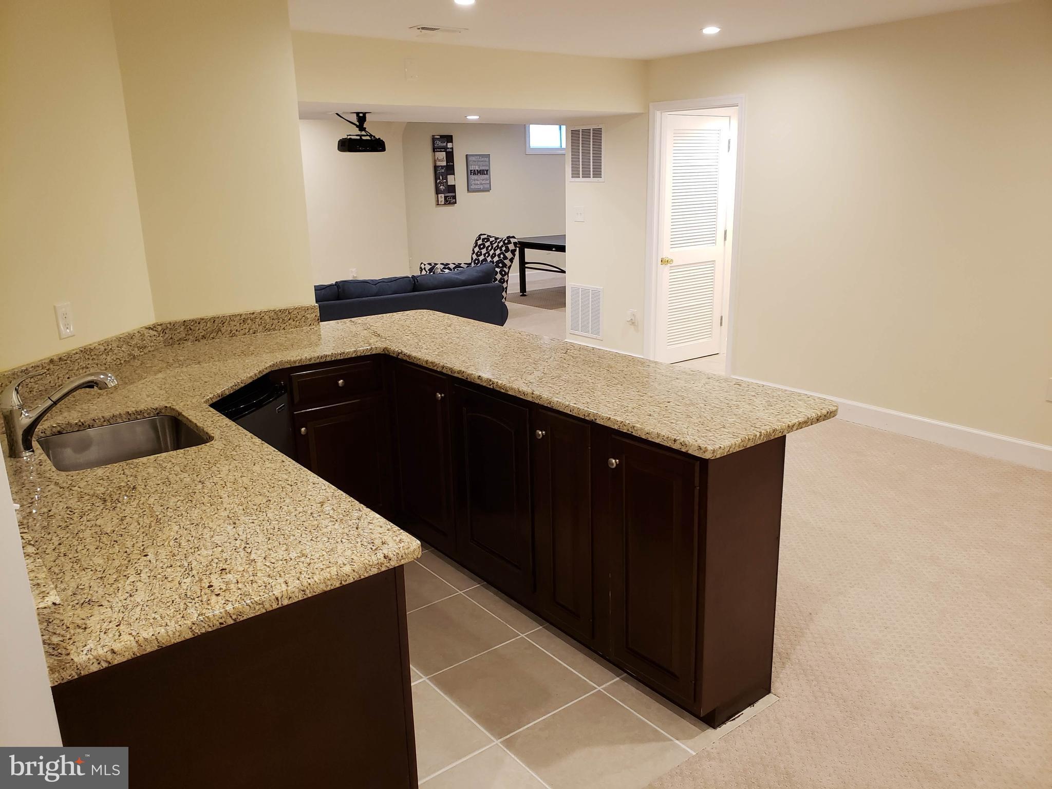 SOUTH RIDING - Residential