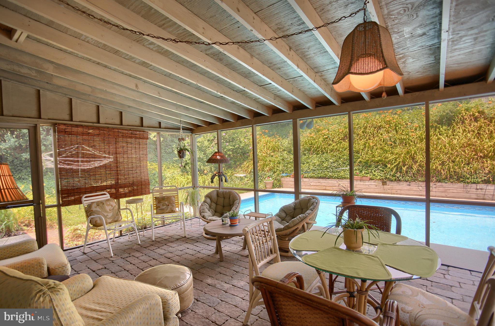 GREEN LANE FARMS - Residential