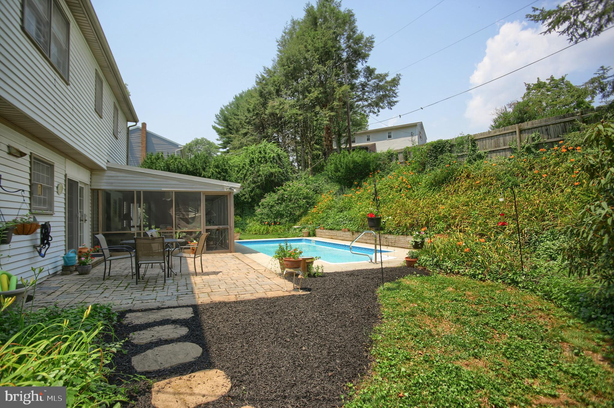 GREEN LANE FARMS - Residential