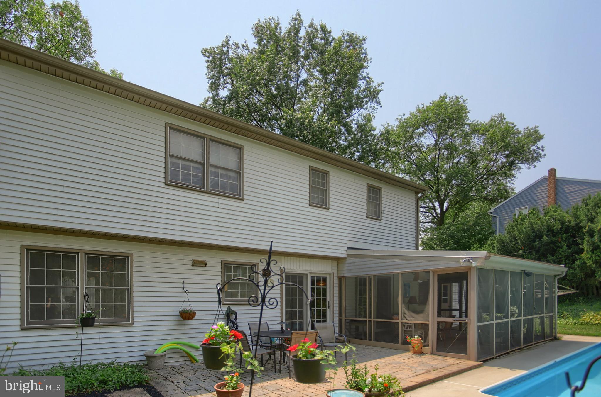 GREEN LANE FARMS - Residential
