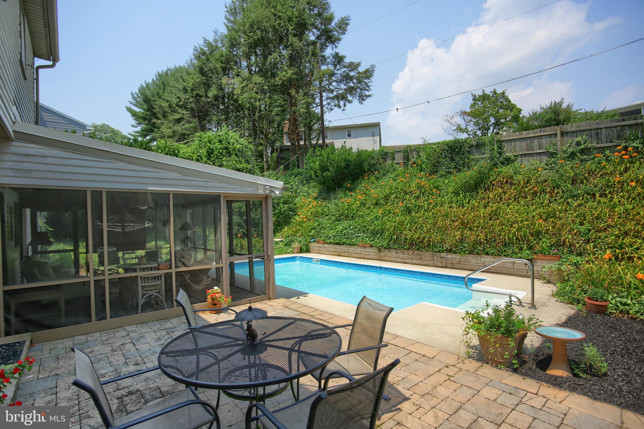 GREEN LANE FARMS - Residential